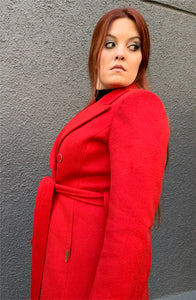 abrigo-eiffel-rojo-mujer-revolucci