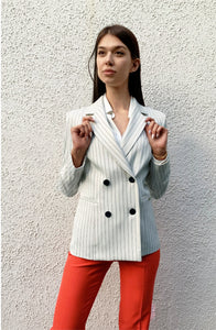 blazer-blanco-lineas-negro-verona-revolucci-mujer